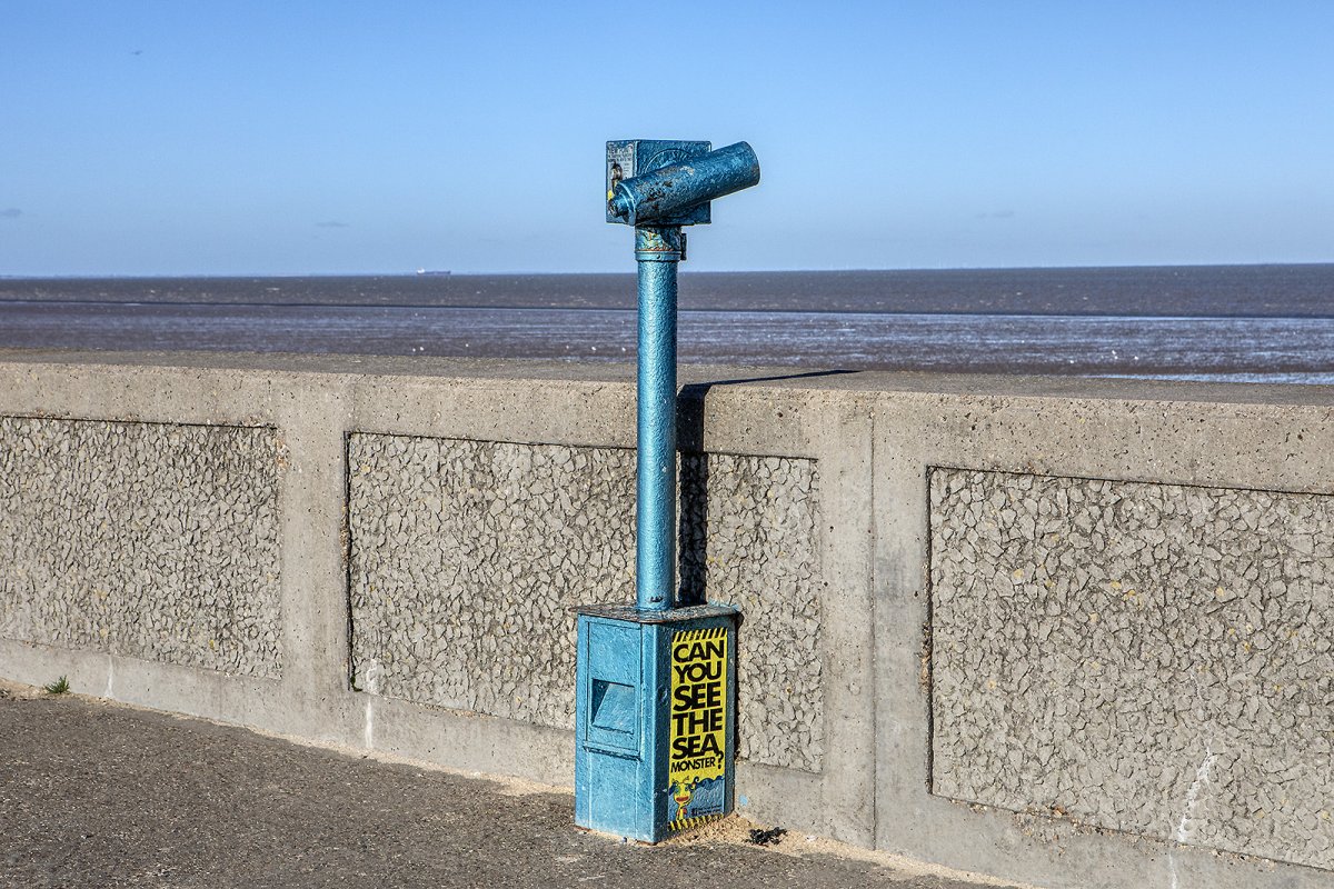 CAN YOU SEE THE SEA