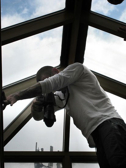i am a human tripod